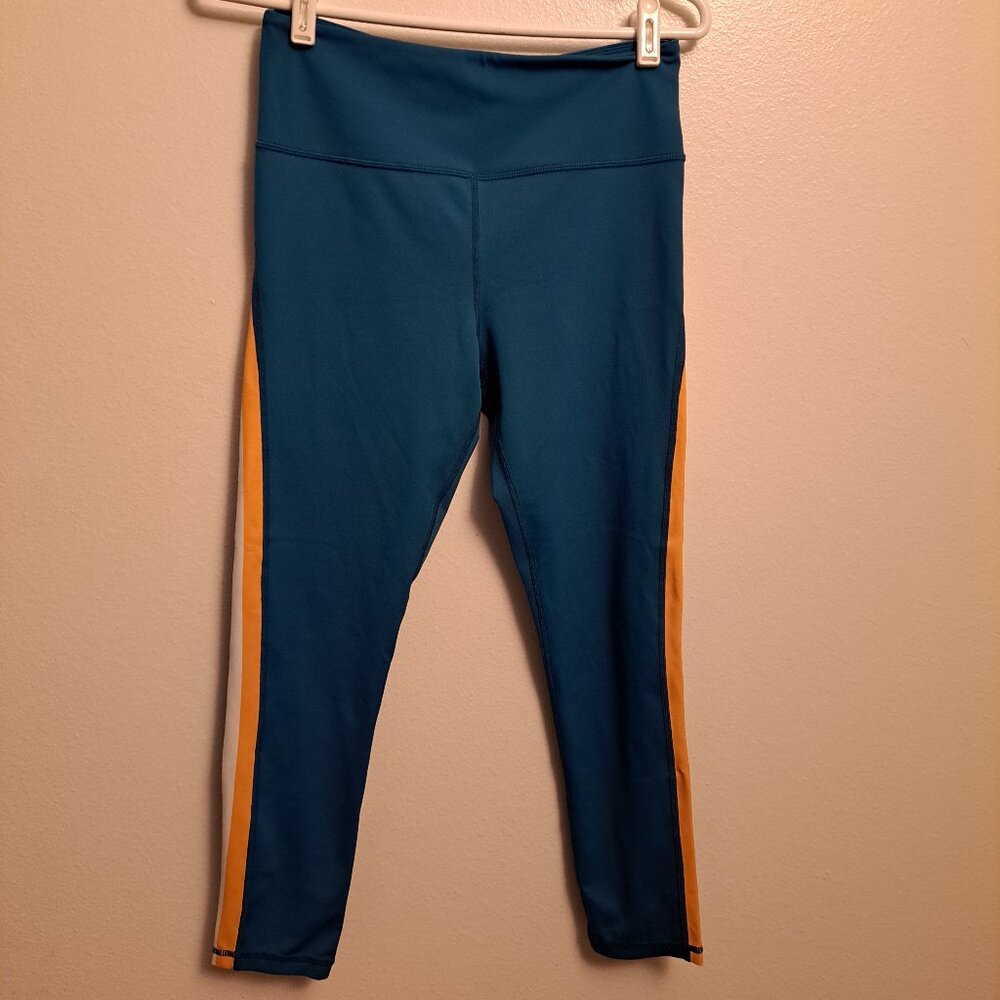 Zyia Janis Light N Tight Hi-Rise Side Stripe 7/8 Leggings - Picture 8 of 9